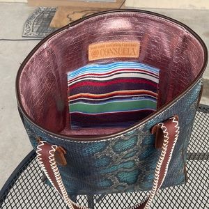 Consuela Rattler classic tote